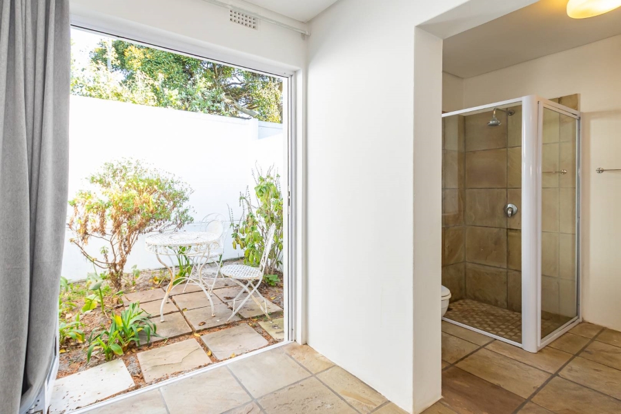5 Bedroom Property for Sale in Tokai Western Cape